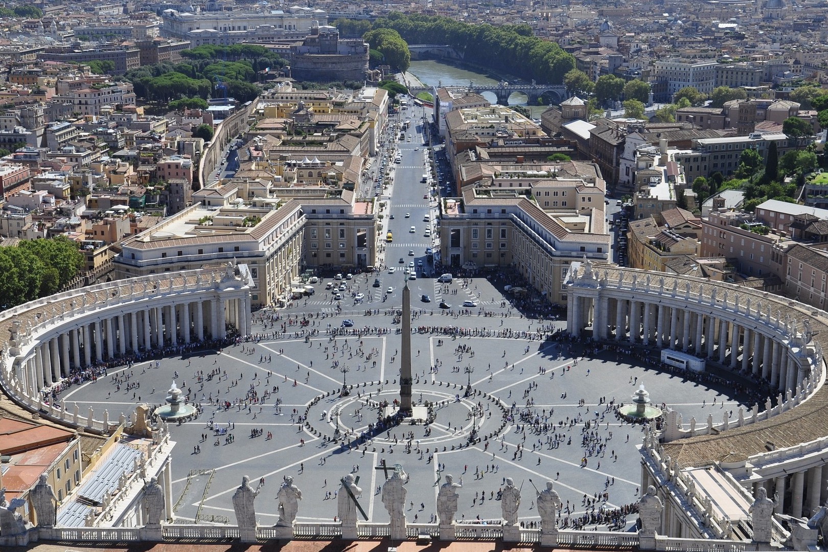 5 Itinerari da Fare in Autonomia con un Golf Cart a Noleggio nel Centro di Roma