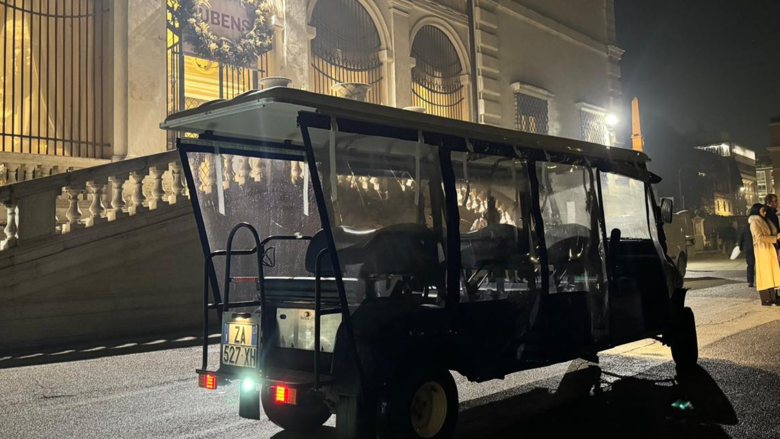 Noleggiare un Golf Cart a Roma: Serve la Patente? Tutto Quello che Devi Sapere